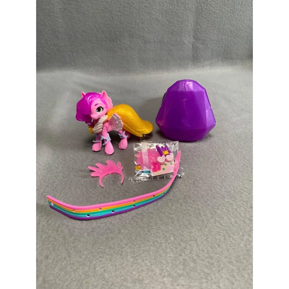 My Little Pony Princess Petals Pony Figure Crystal Adventures Set - Picture 9 of 9